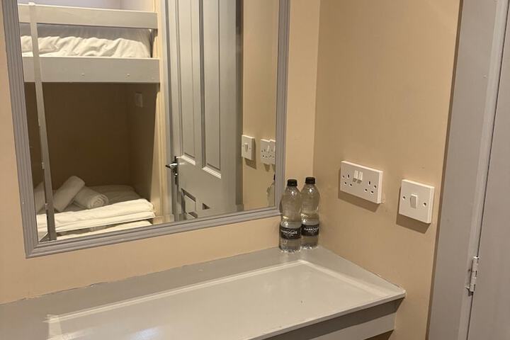 Room 29 of 54