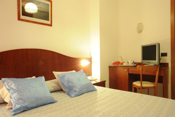 Room 29 of 54