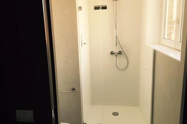 Room 61 of 62