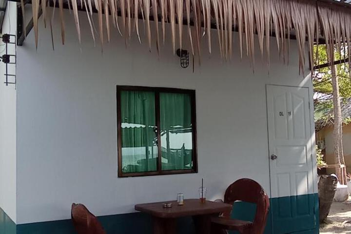 Photo 18