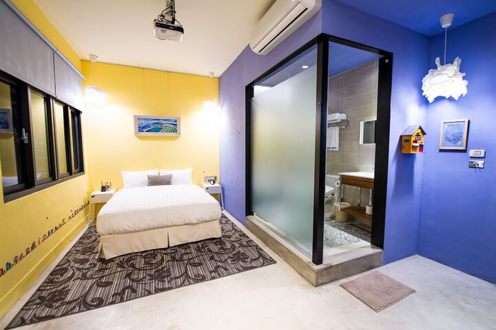 Room 26 of 127