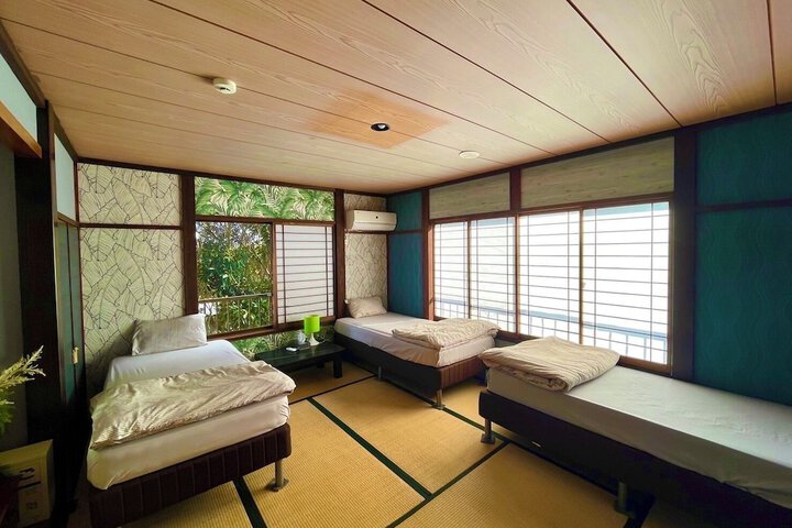 Room 42 of 172