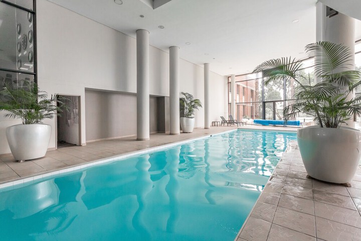 Pool 95 of 148