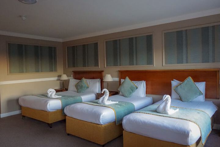Room 21 of 41