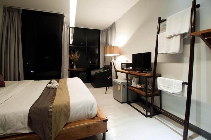 Room 11 of 60