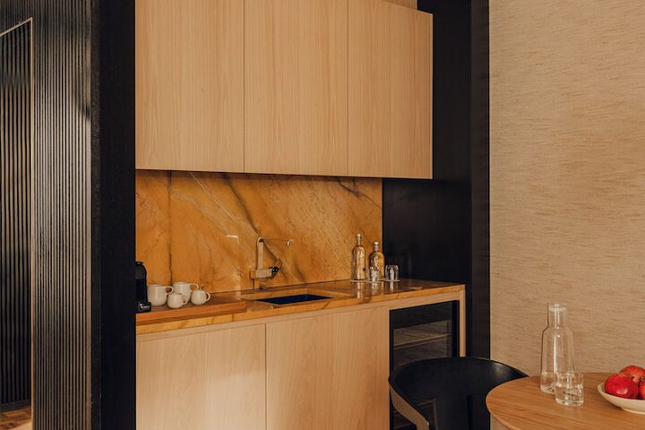 Room 60 of 102