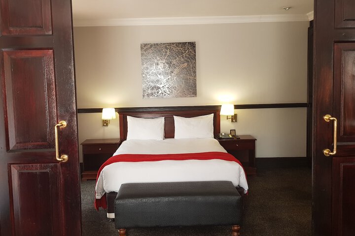 Room 13 of 70