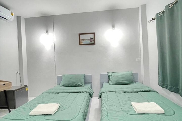 Room 16 of 41