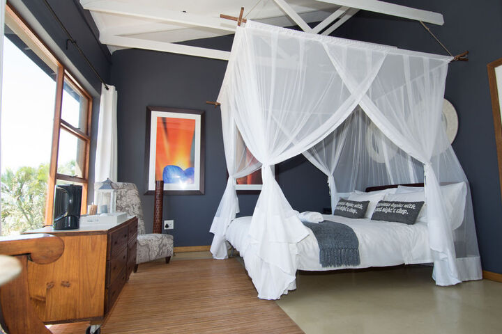 Room 9 of 60