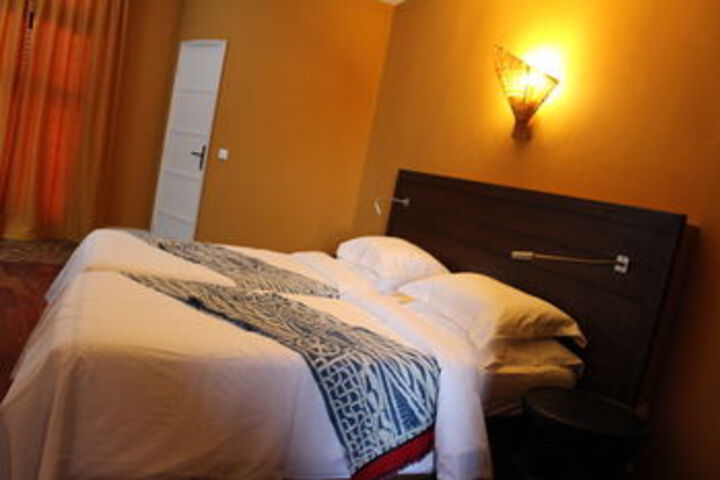 Room 14 of 40