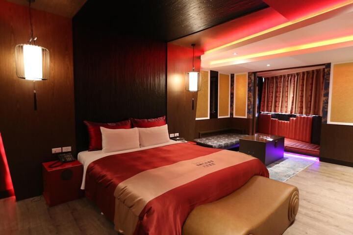 Room 25 of 70