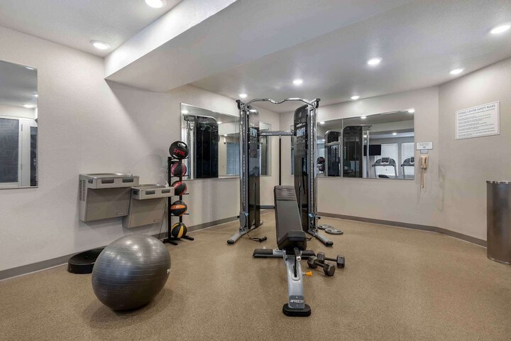 Hotel Gym Photos