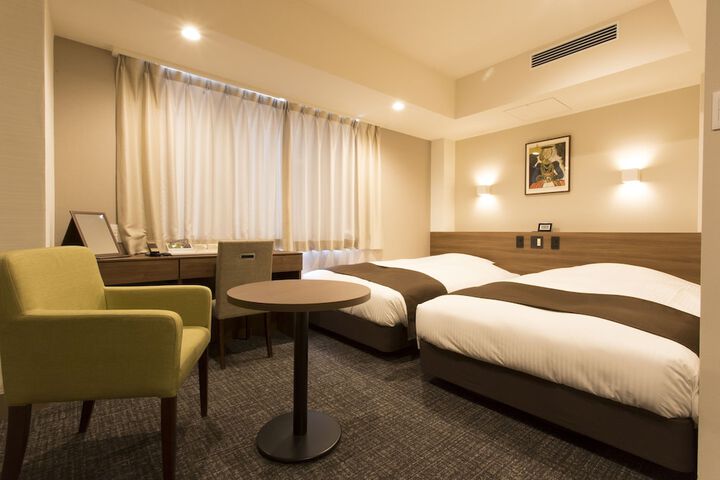 Room 10 of 56