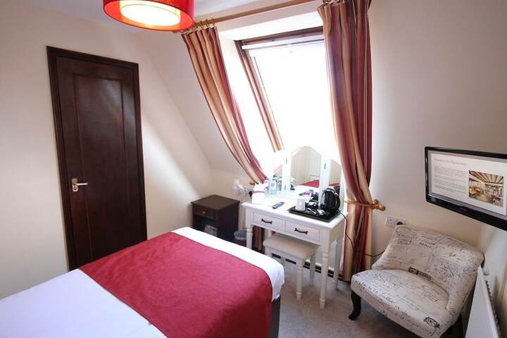 Room 75 of 140