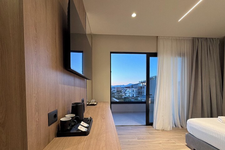 Room 160 of 165