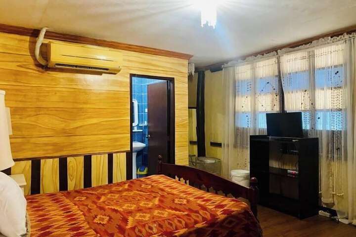 Room 30 of 49
