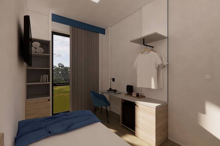 Room 3 of 12