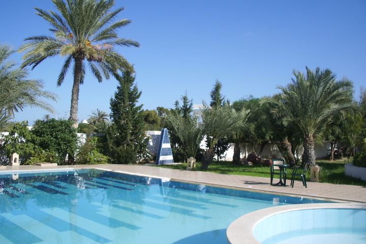Pool Hotel