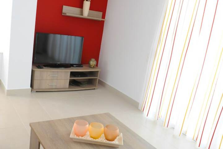 Room 16 of 35