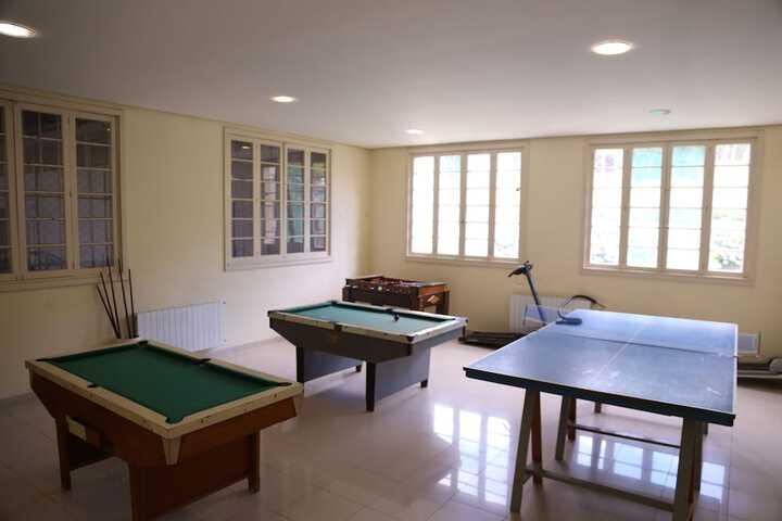 Room 28 of 108