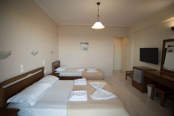 Room 16 of 92
