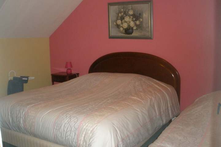 Room 9 of 16