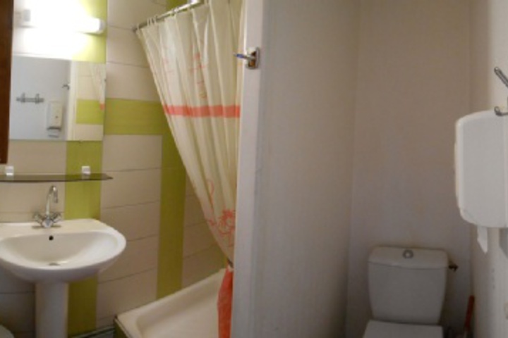 Room 203 of 216