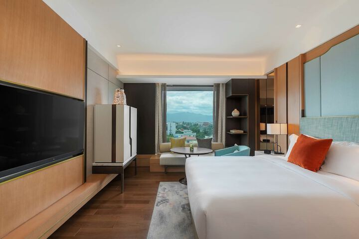 Room 12 of 75