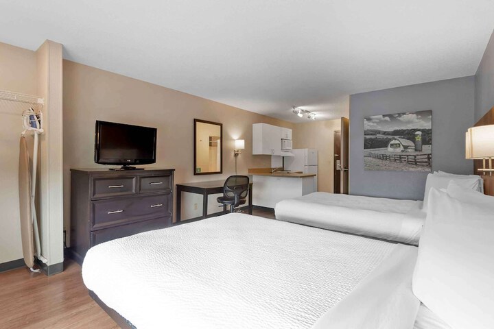 Studio 2 Double Beds (3 of 5)