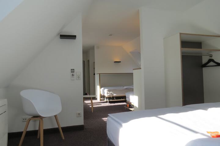 Room 69 of 125