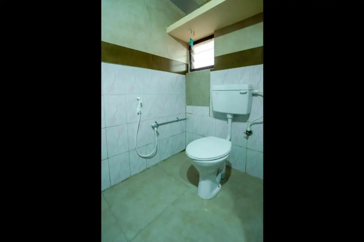 Room 7 of 24