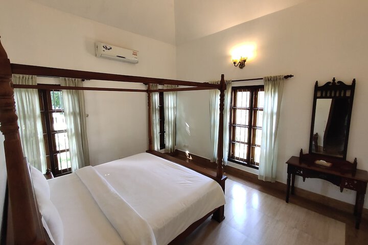 Room 3 of 13