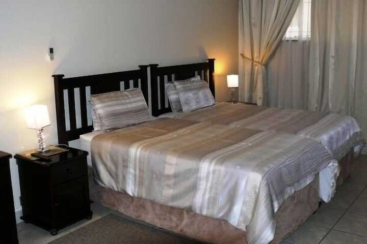 Room 4 of 31