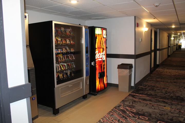 Snack bar