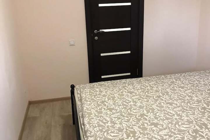 Room 3 of 27