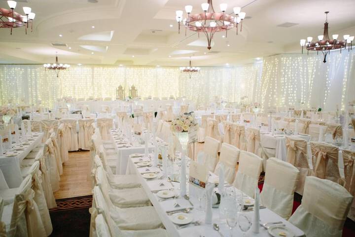 Ballroom/Hall 22 of 26