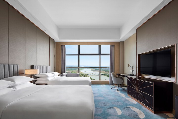 Room 20 of 79