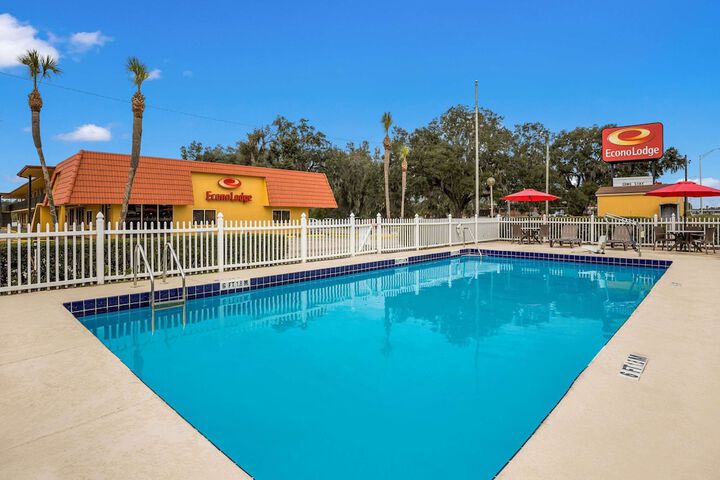 Pool 29 of 36