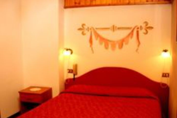 Room 30 of 54