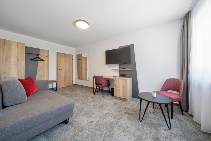 Room 10 of 72