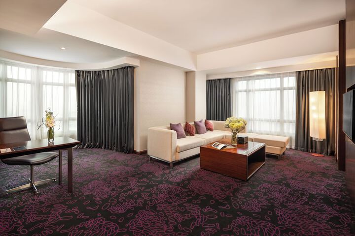 Room 7 of 110