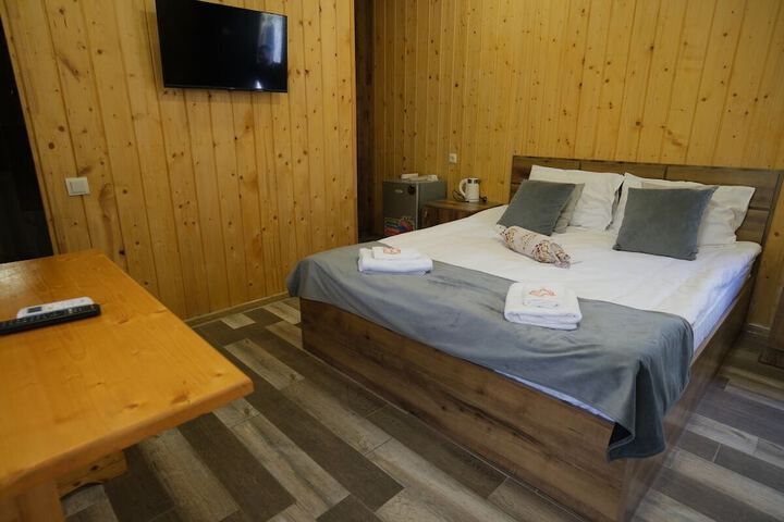 Room 32 of 94