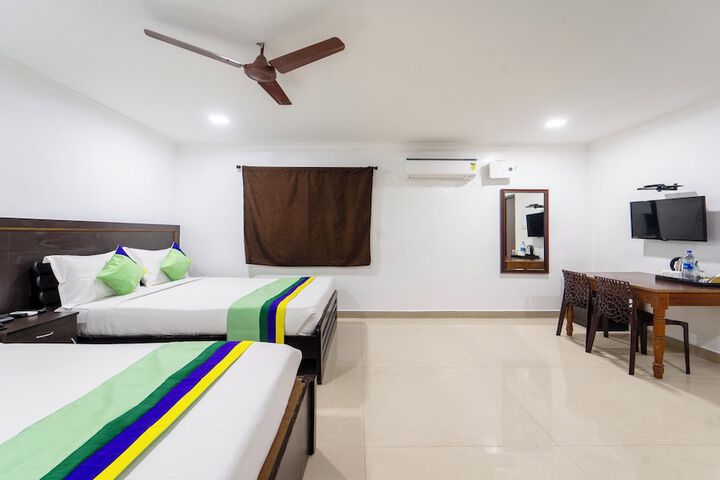 Room 20 of 35