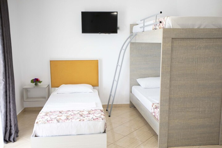 Room 54 of 131
