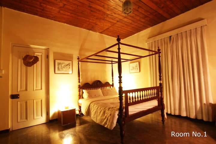 Room 5 of 32