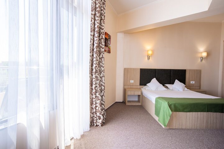 Room 13 of 54