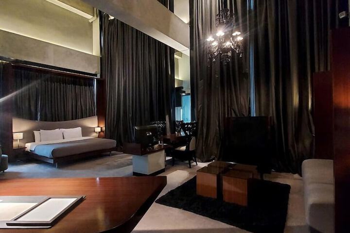 Room 18 of 60
