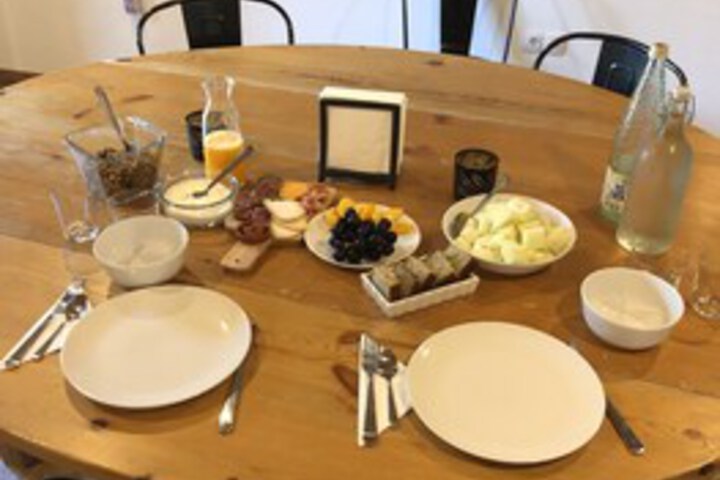 Breakfast/Coffee Service 115 of 162