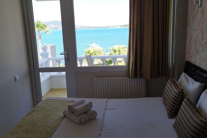 Room 27 of 70
