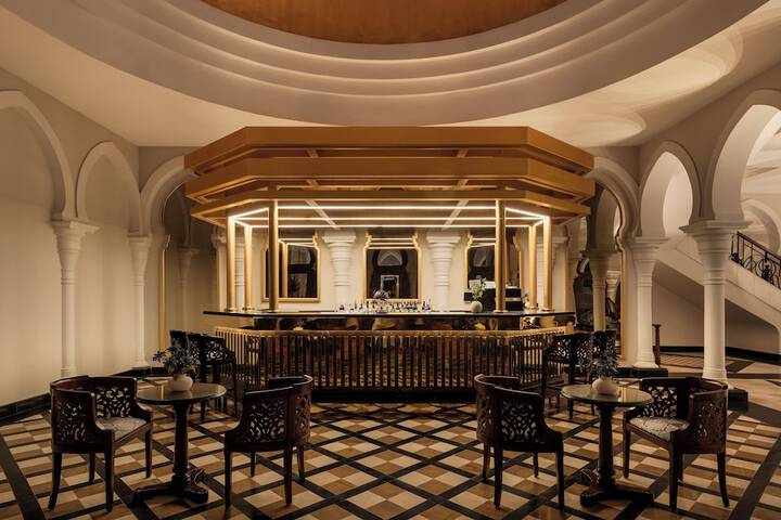 Hotel Lobby